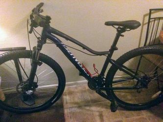 Reward! Stolen Specialized Mountain Bike, Women’s 27.5 Jynx Sport