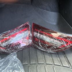 Hyundai Elantra Tail Lights