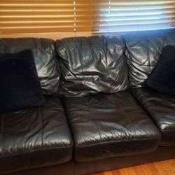  Leather Pull Out Couch For Sale