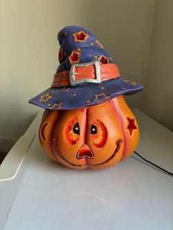 Halloween Pumpkin Head Jack-O-Lantern Fiber Optic Light-Up Decoration