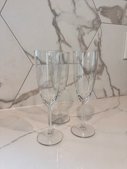 3 champagne glass