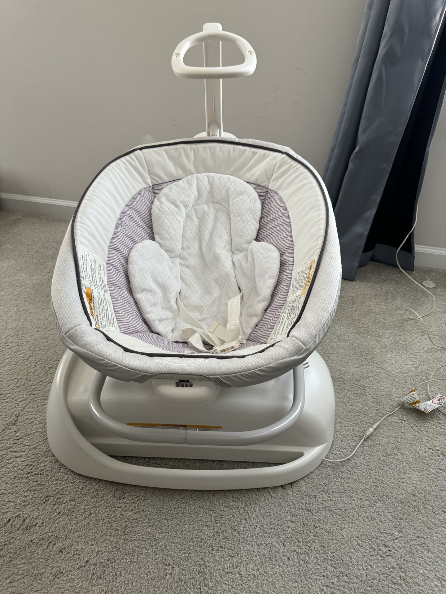 Graco Baby Rocker With Sounds 