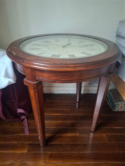 Vintage Round Wood Clock Face Accent Table