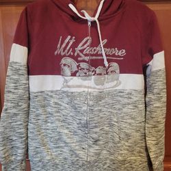 MT. Rushmore Sweatshirt Girls Size S