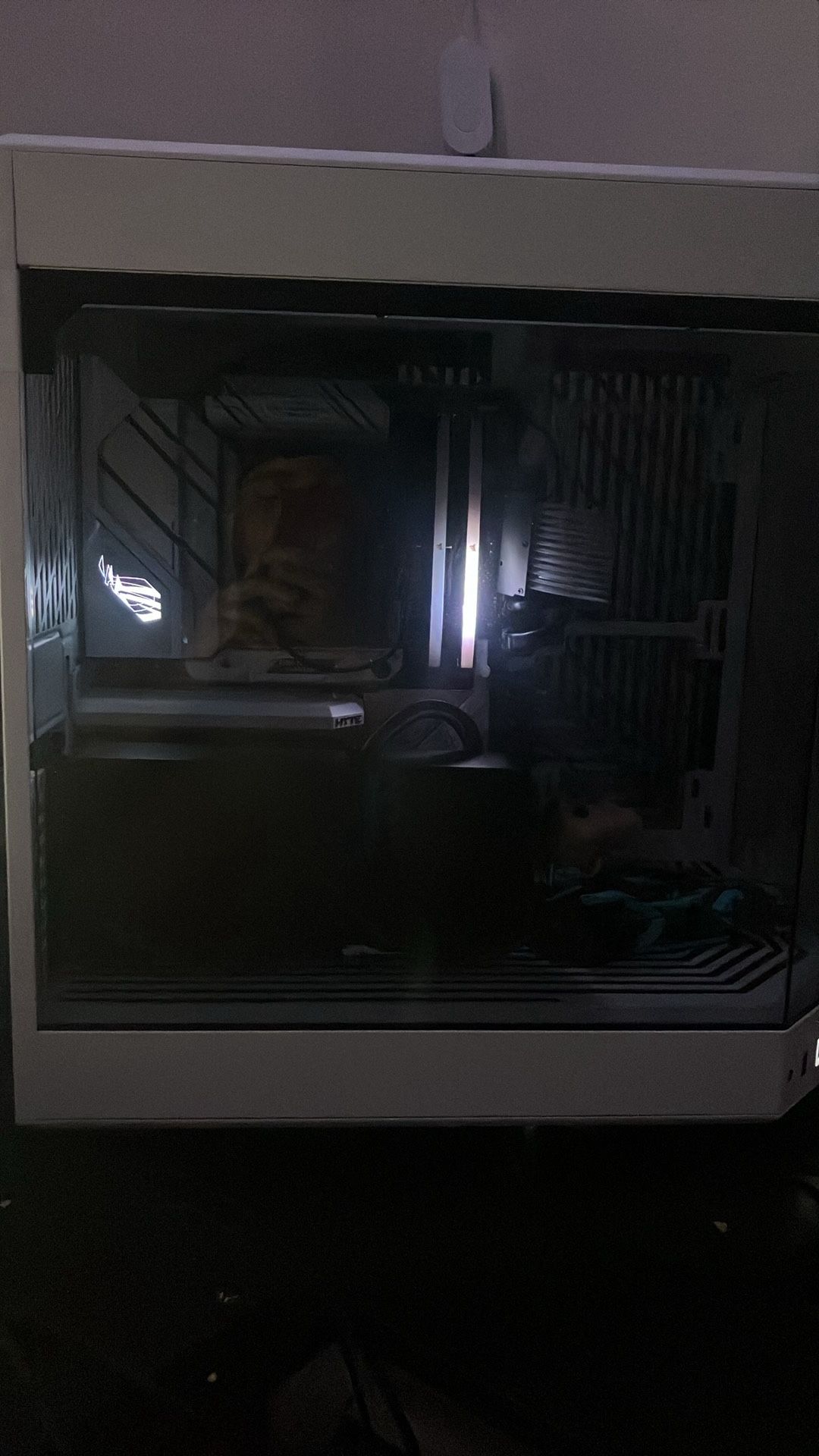 HYTE Y60 PC Case