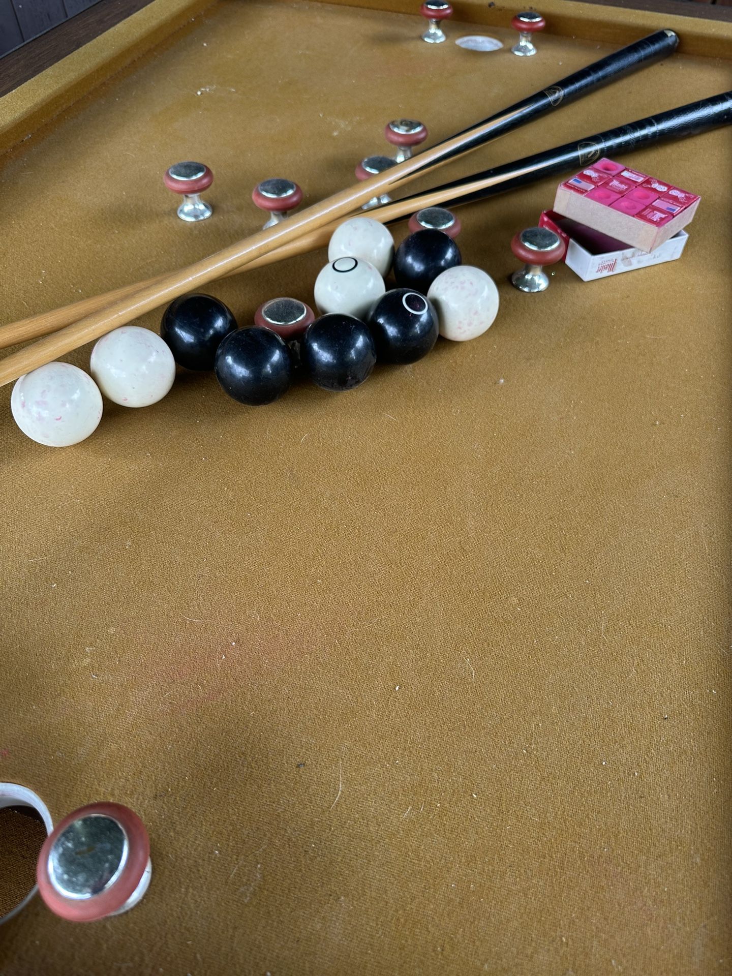 Free Bumper Pool Table