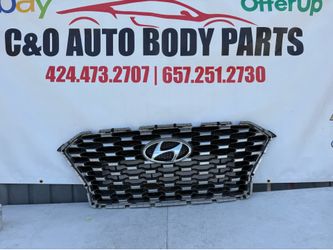 HYUNDAI PALISADE front bumper center grille original used OEM 2020 2021 2022