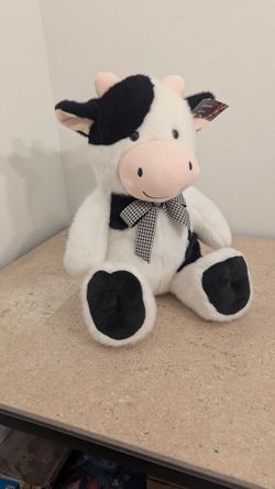 Cow Plushie