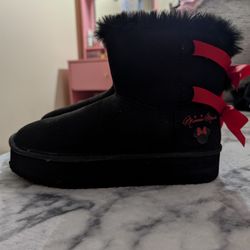Minnie Mouse Boots 