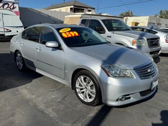 2010 INFINITI M