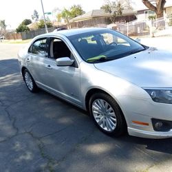 2011 Ford Fusion HYBRID 