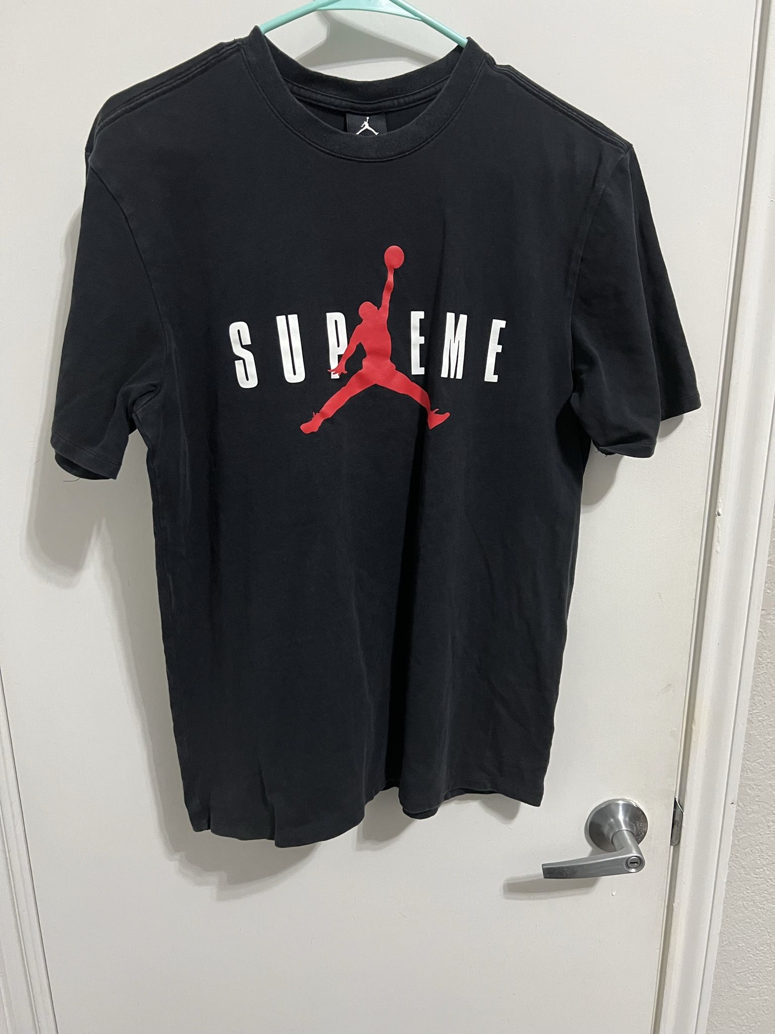 Supreme X Jordan Shirt Sz Medium 