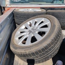 2010 AUDI A4 TIRES + RIMS & SHOCKS (Stock)