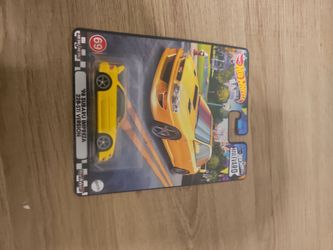 Hot Wheels Premium Boulevard 98 Subaru Impreza 22B-STI VERSION Yellow #69 B3
