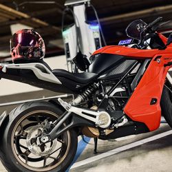 2025 Zero SR/S Motorcycle