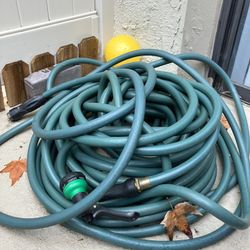 100 Ft Garden Hose Good Condition 
