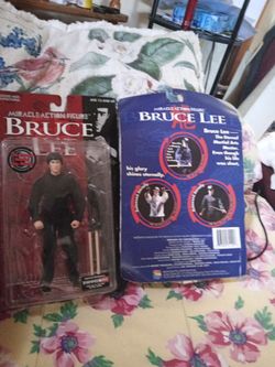 Bruce,Lee action figures "brand new"