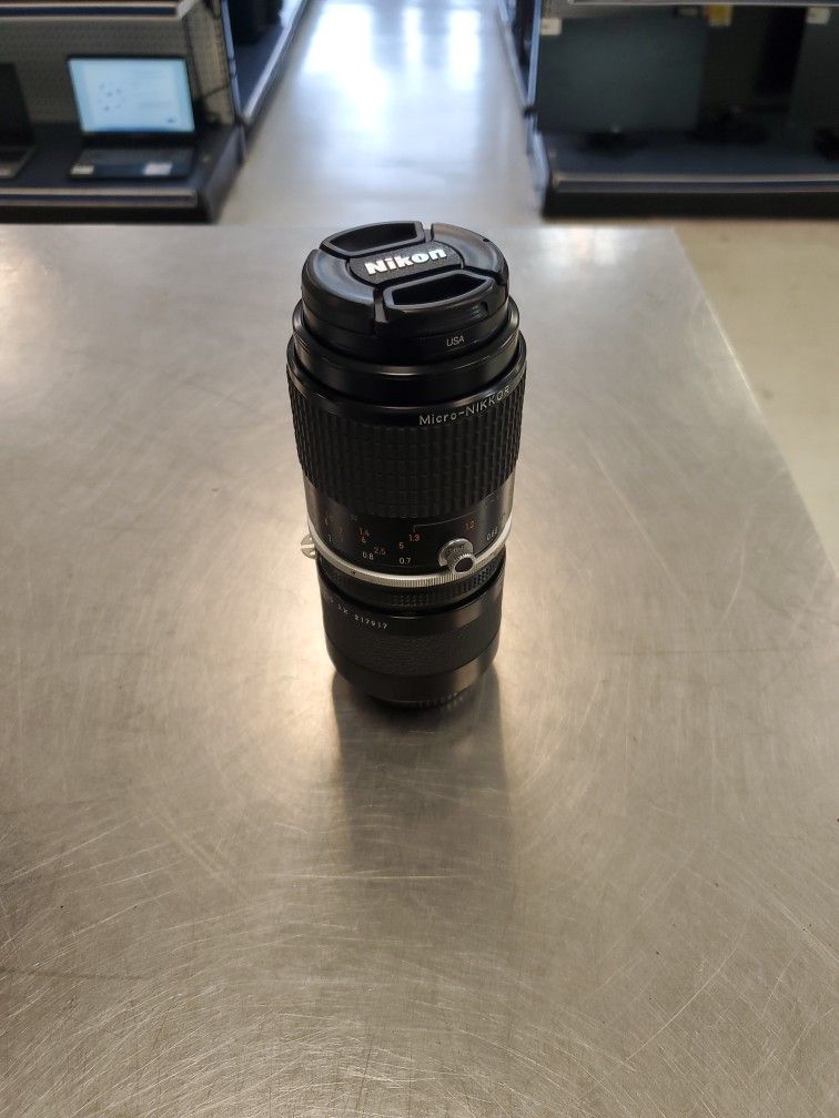 Nikon Lens