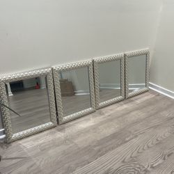 Decorative Mirrors (set Of 4)