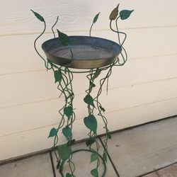 Green Vine Plant Holder w/ Saucer-Selling As Is