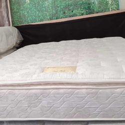 Queen Size Mattress (Colchón Queen Size)