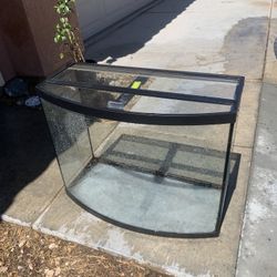 Aquarium 40 Gal Bow Front Fish Tank
