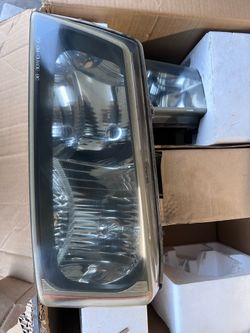 2003 Chevy Silverado headlights OEM