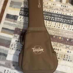 Taylor GS Mini Guitar (New) 