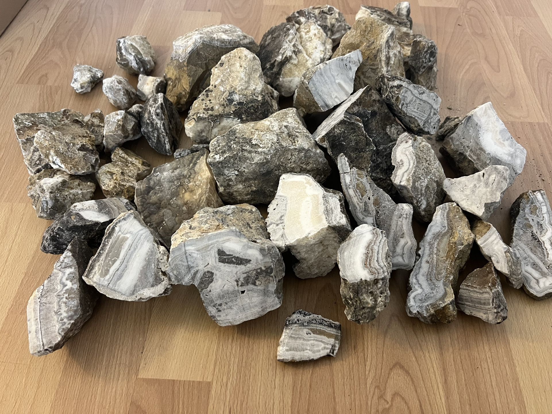 Silver Dendrite Lace “onyx” Calcite From Calico, CA 28lbs