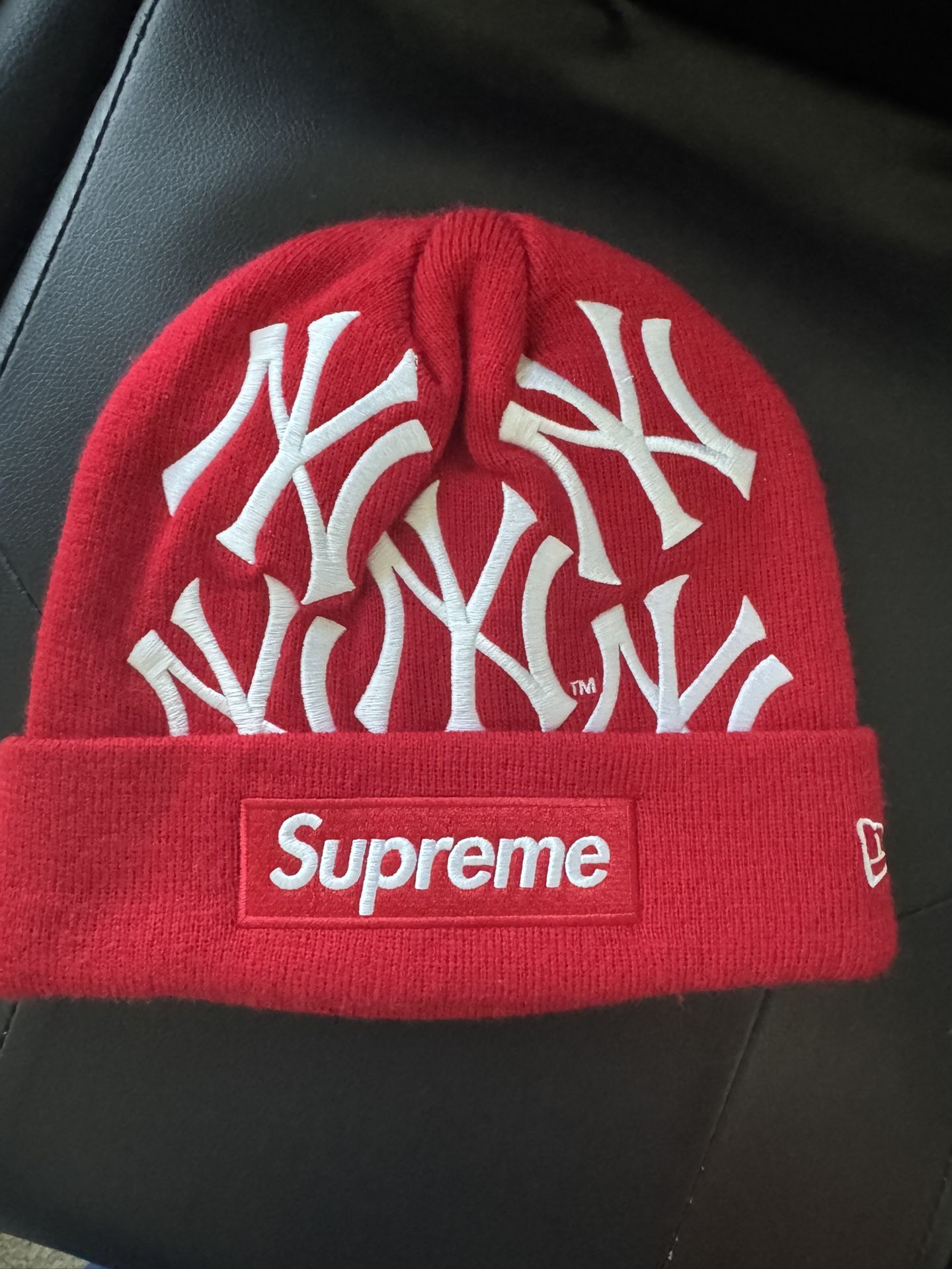 Supreme Beanie “NY”