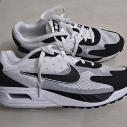 Nike Air Max Solo - Mens Size 10