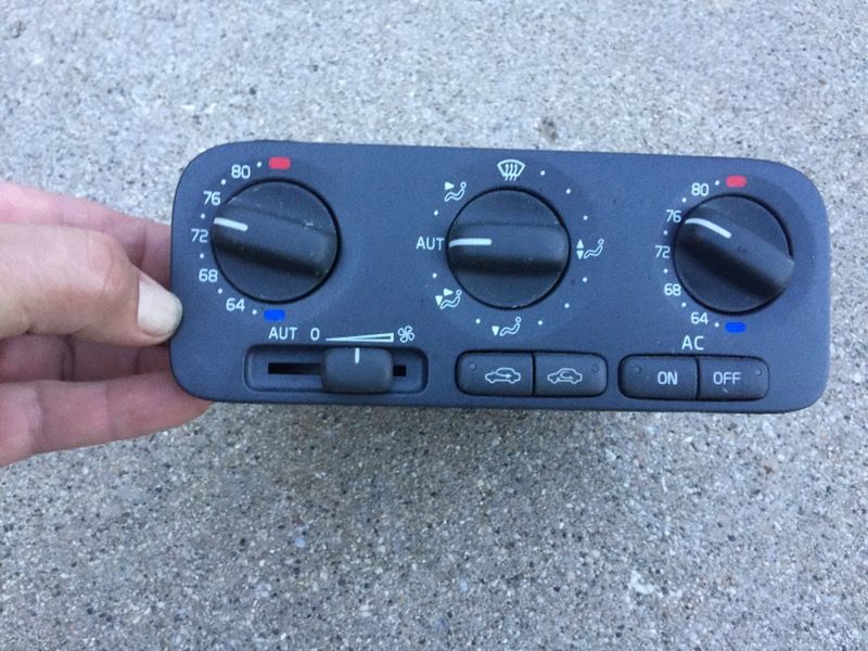 Climate control. 95 to 2000 s 70