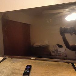 32" TV w/ Remote 
