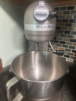 Kitchenaid Professional 600 stand mixer