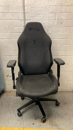 Secret lab Gray Gaming Chair Goodwill Riverside Central 
