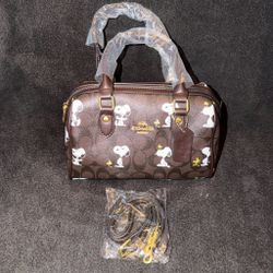 Coach x Peanut Snoopy barrel bag