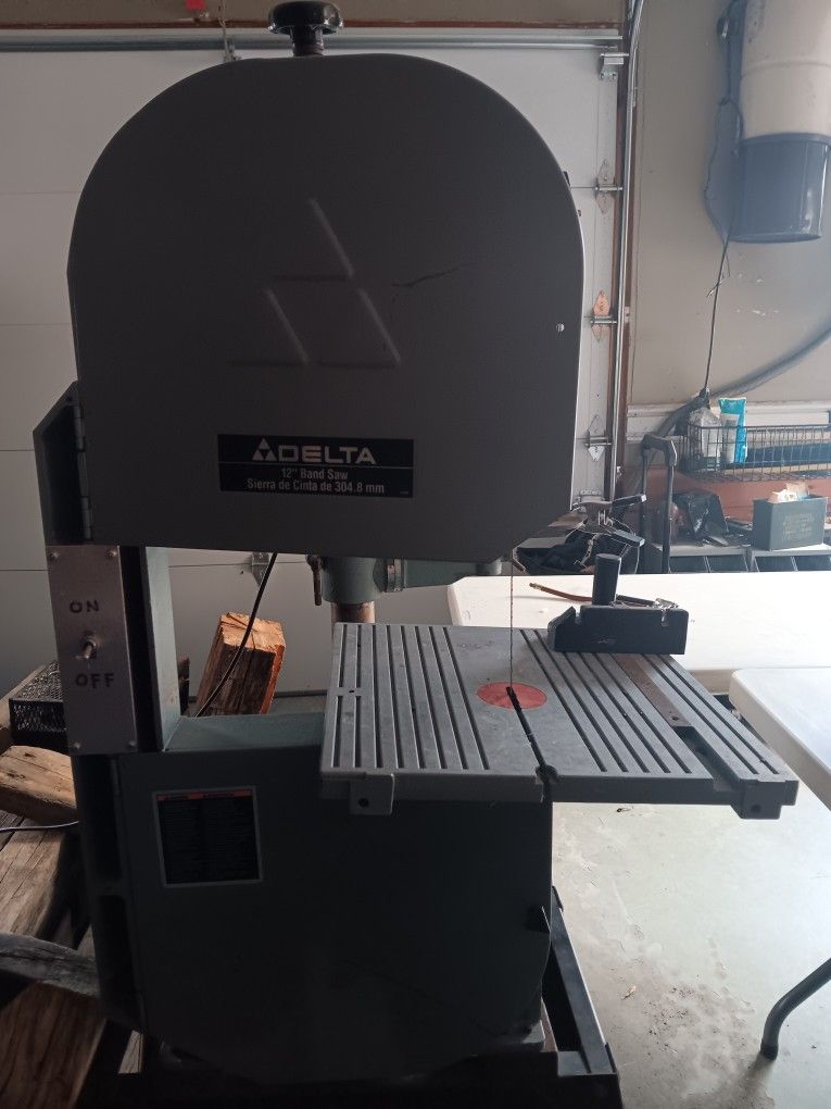 Delta Band Saw - 12"