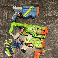 4 Nerf Guns And Bullets