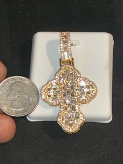 Cross pendant Solid 925 silver in 18k yellow gold over with Moissanite diamonds!!!