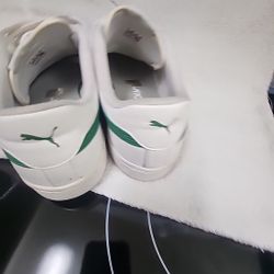 White And Green Mens Pumas SZ.10