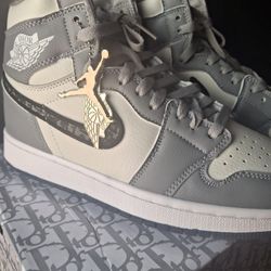 Dior x Jordan 1