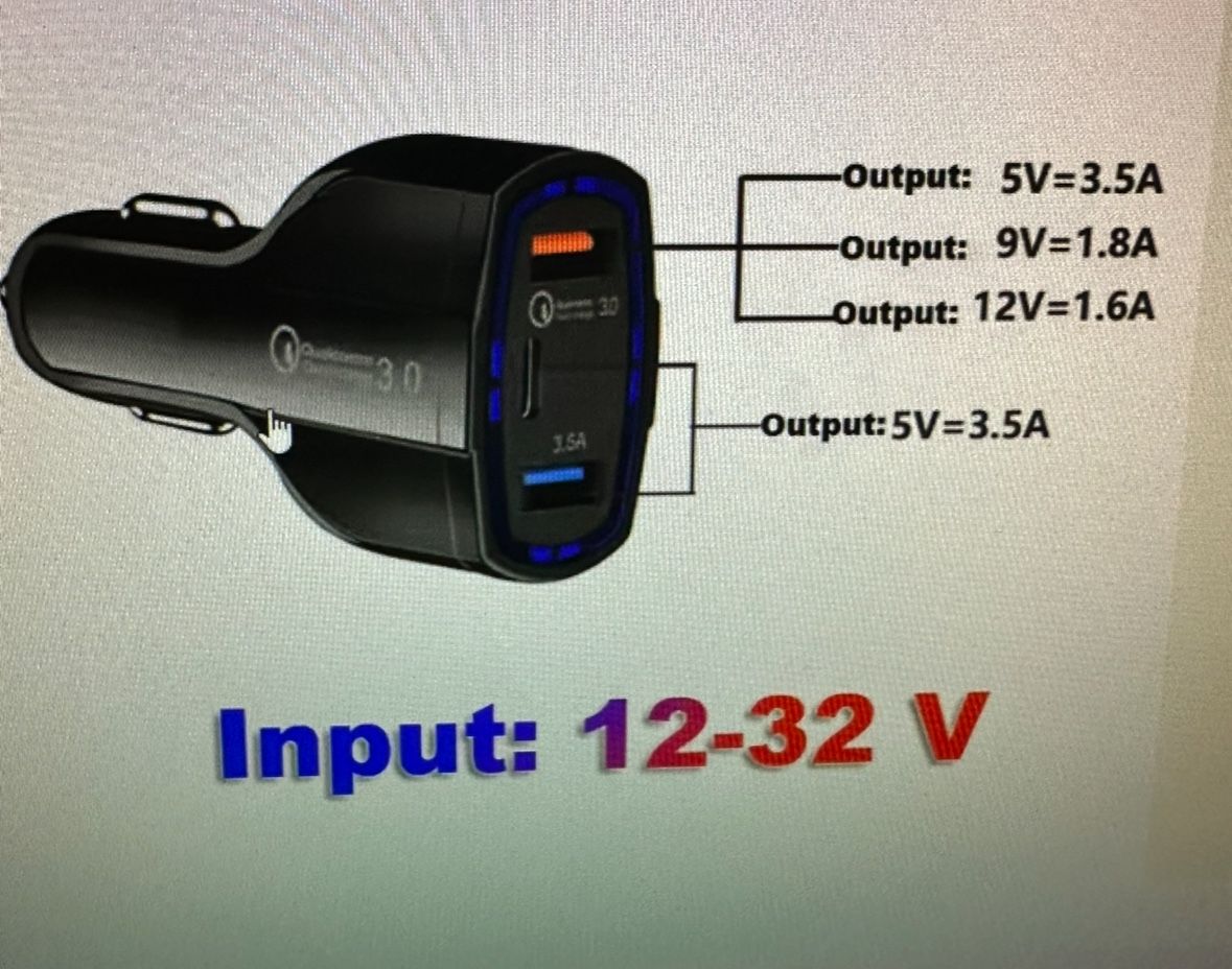 QC3.0 +3.1A Dual usb car charger with 1 Type-c port . Car charger Black Color