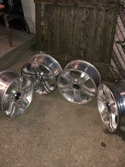 4 Kia rims