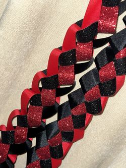 Custom Graduation Leis!