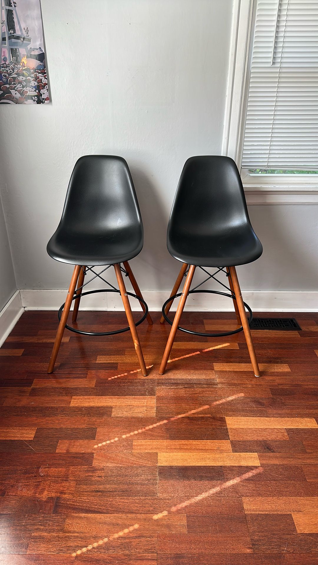 (2) Bar Stools