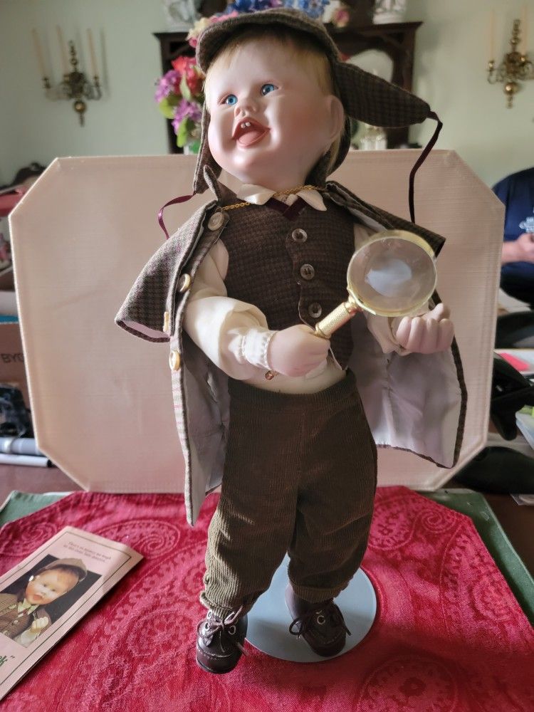 Lil' SHERLOCK Doll & STAND