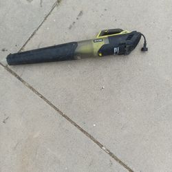 Leaf Blower