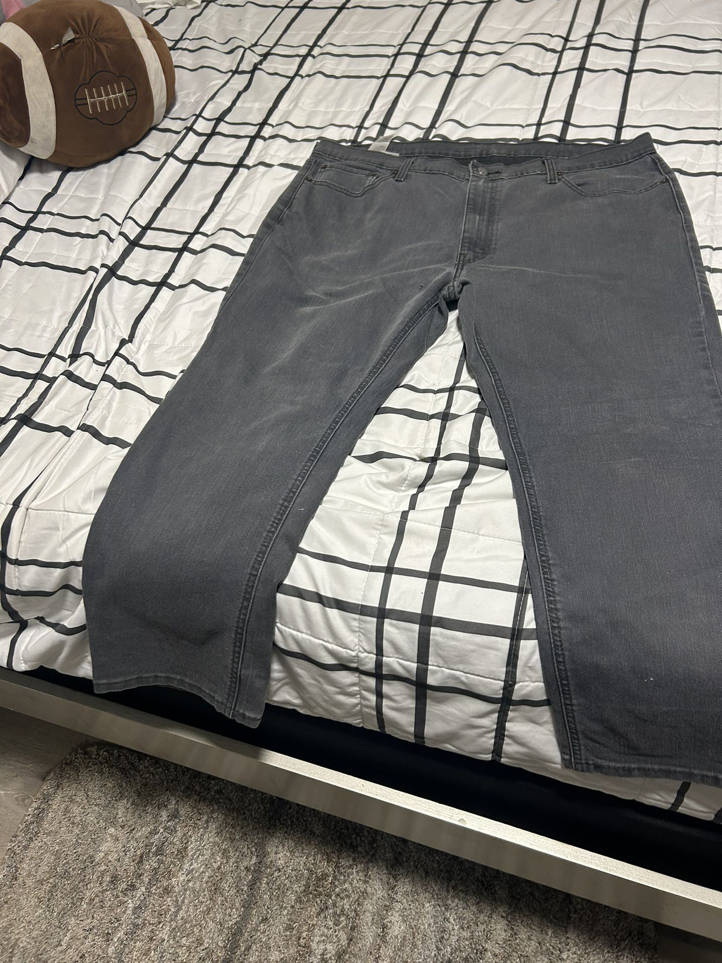 Levis