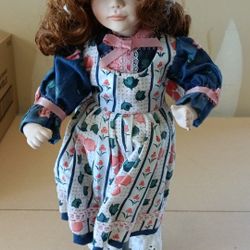 Antique Collectable Vintage Doll