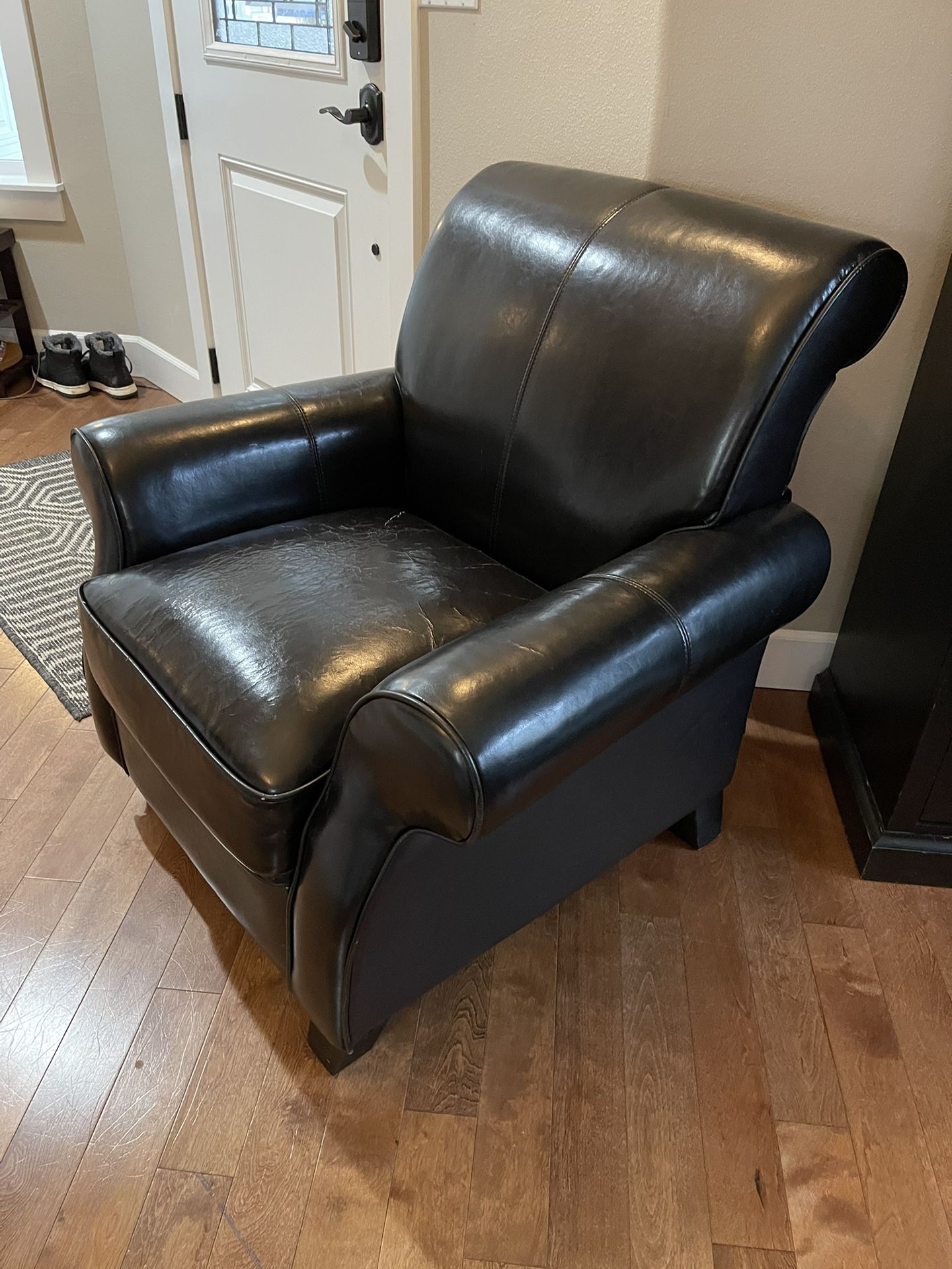 Free!!! Faux Leather Club Chair 